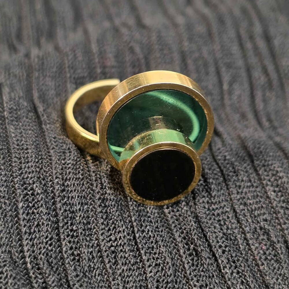 Vintage Geometric Statement Ring Gold Tone Green Lucite Black Modernist
